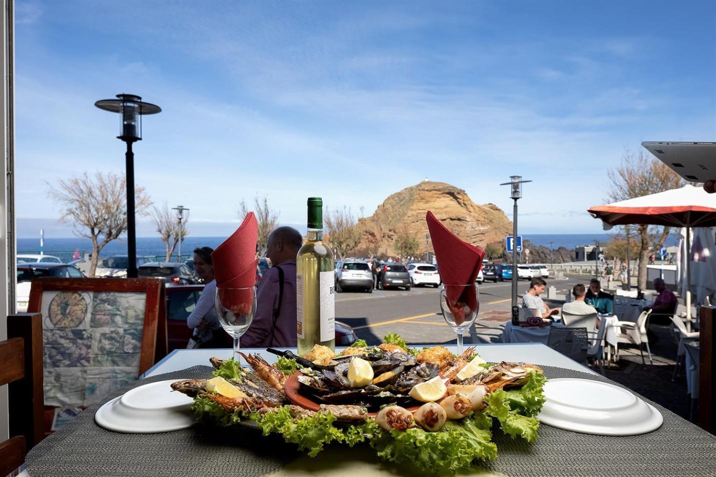 Perola Views Inn By Madeira Sun Travel Porto Moniz Exteriér fotografie